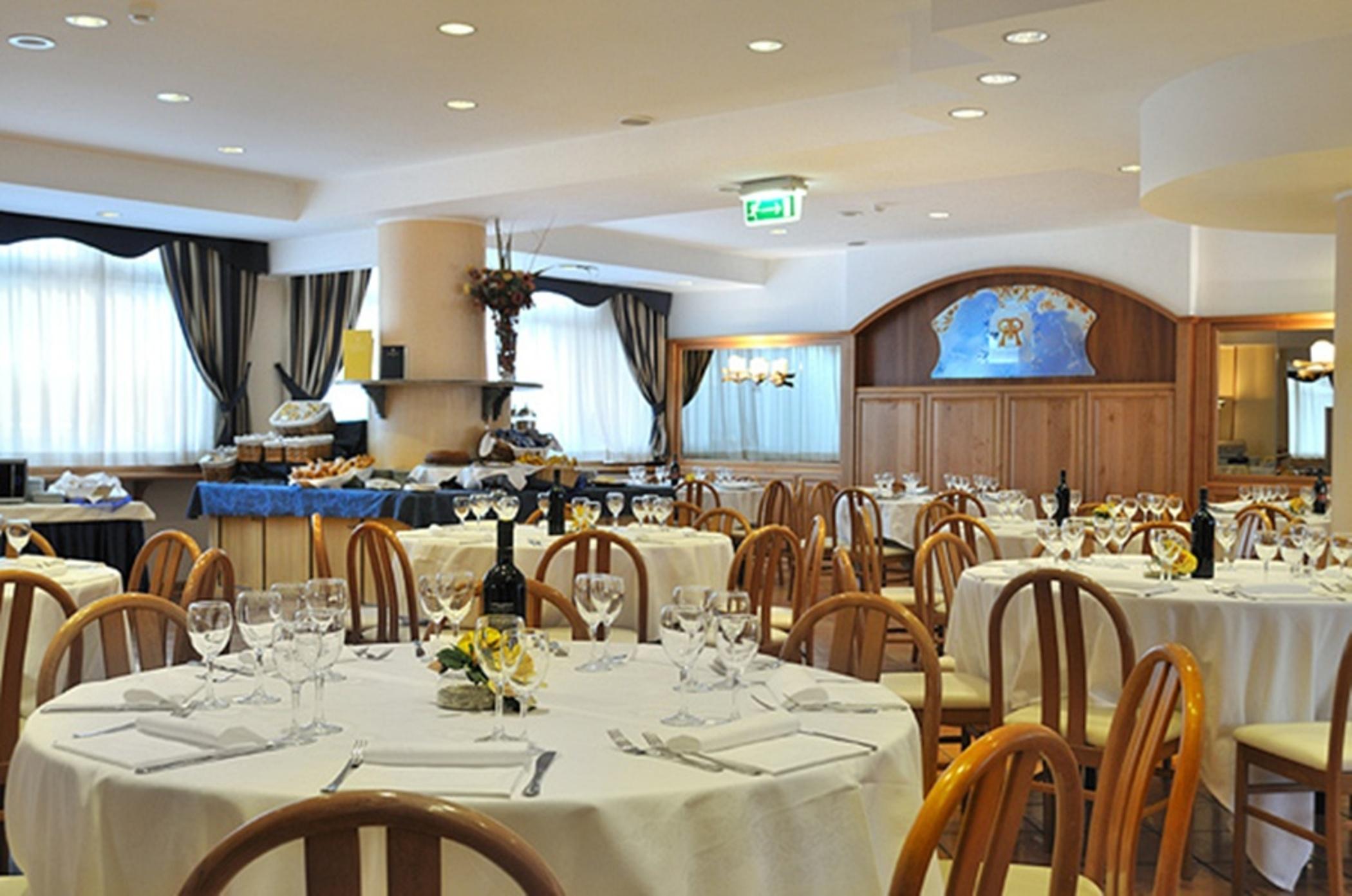 Hotel Pineta Palace Roma Esterno foto