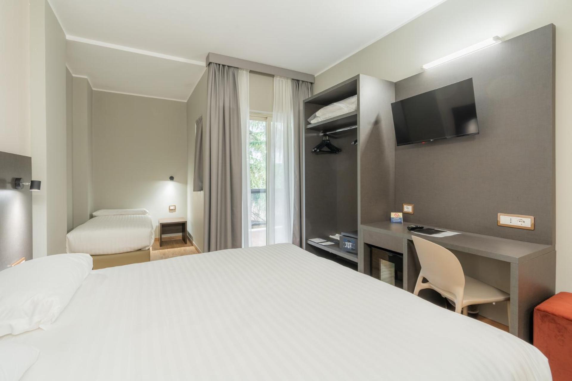 Hotel Pineta Palace Roma Esterno foto