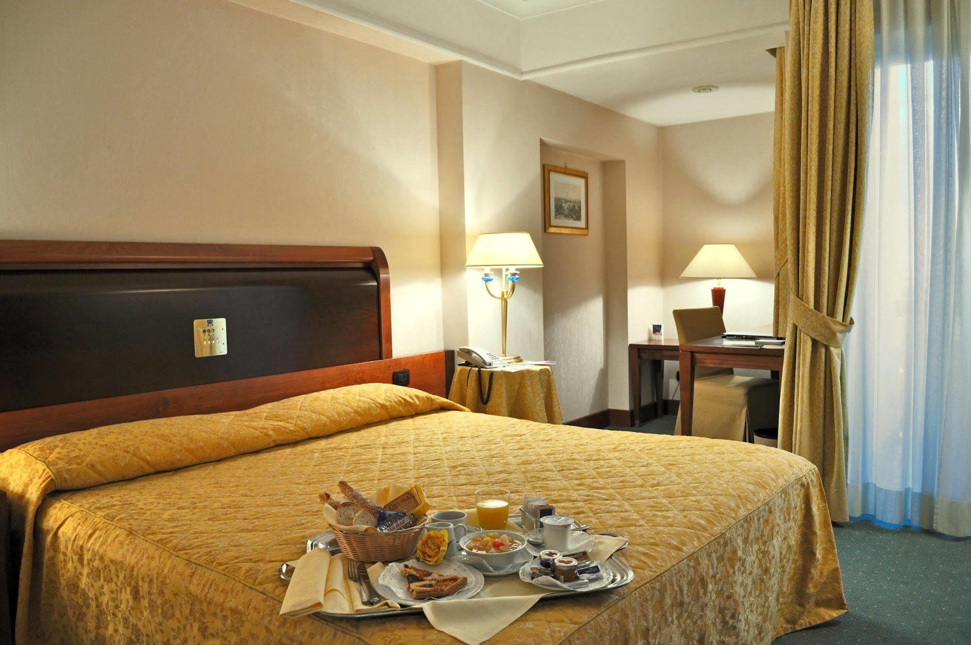Hotel Pineta Palace Roma Camera foto