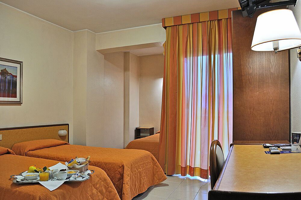 Hotel Pineta Palace Roma Esterno foto